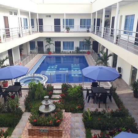 Hotel La Fuente J.N La Macarena ภายนอก รูปภาพ
